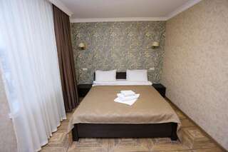 Отель Отель Дружба Pokrovsk Люкс с 2 спальнями-2